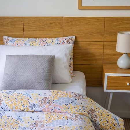 Tropical Getaway In 2 Bedroom Unit In 4 Star Resort Noosaville Exteriör bild