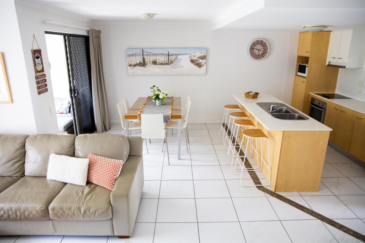 Tropical Getaway In 2 Bedroom Unit In 4 Star Resort Noosaville Exteriör bild