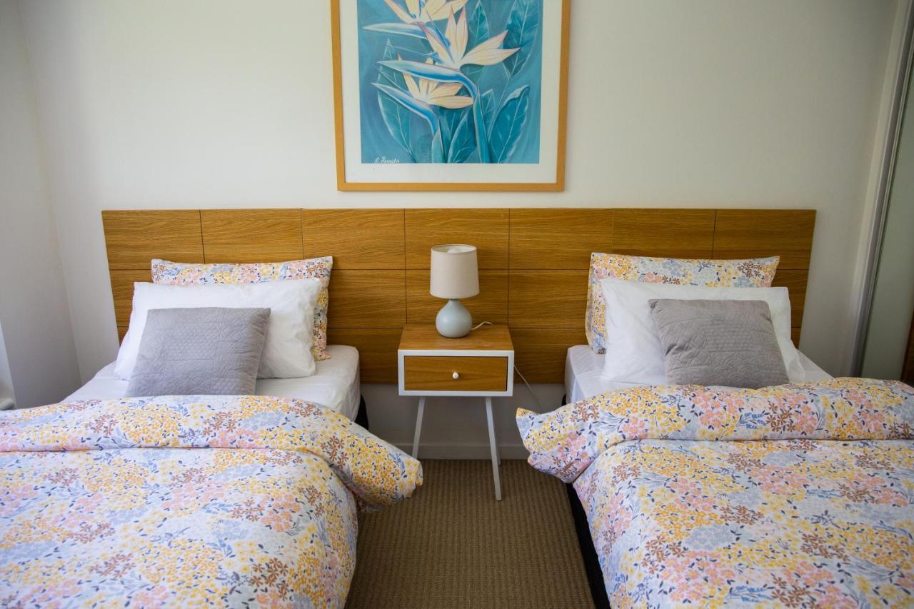 Tropical Getaway In 2 Bedroom Unit In 4 Star Resort Noosaville Exteriör bild